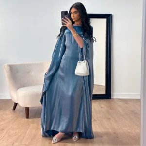 Robe Abaya Dubaï en Satin Style Chauve-Souris – Modèle Élégant Aïd & Événements