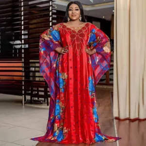 Robe Boubou Africaine Longue à Strass et Motifs Ethniques